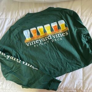 Vineyard Vines // men’s S long sleeve